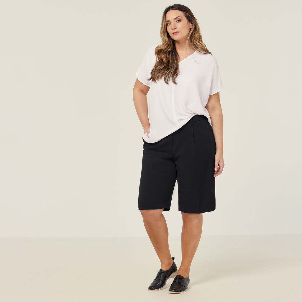 Crepe Stretch Relaxed Short