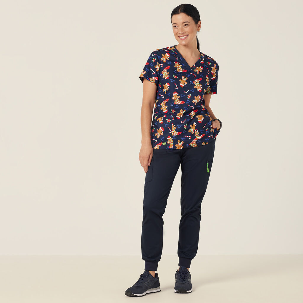 Xmas Gingerbread Surfer Print Scrub Top