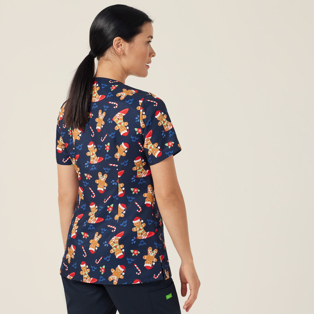 Xmas Gingerbread Surfer Print Scrub Top