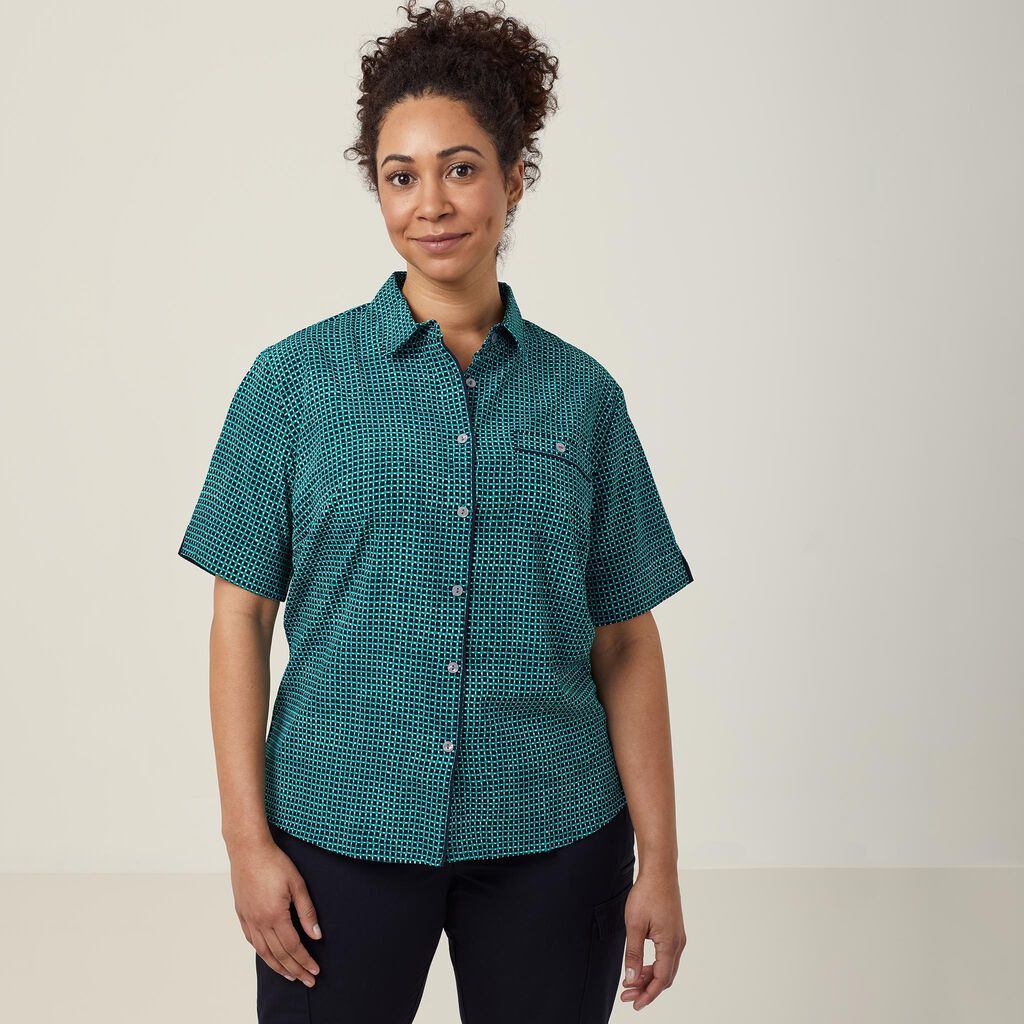 Pixel Print Short Sleeve Action Back Shirt 