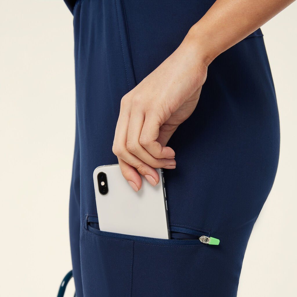 Invigorate Bakken Scrub Jogger