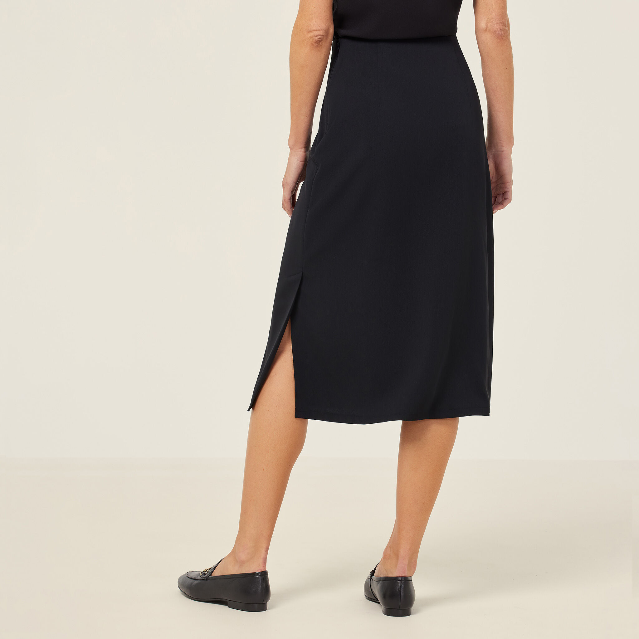 A line skirt top length