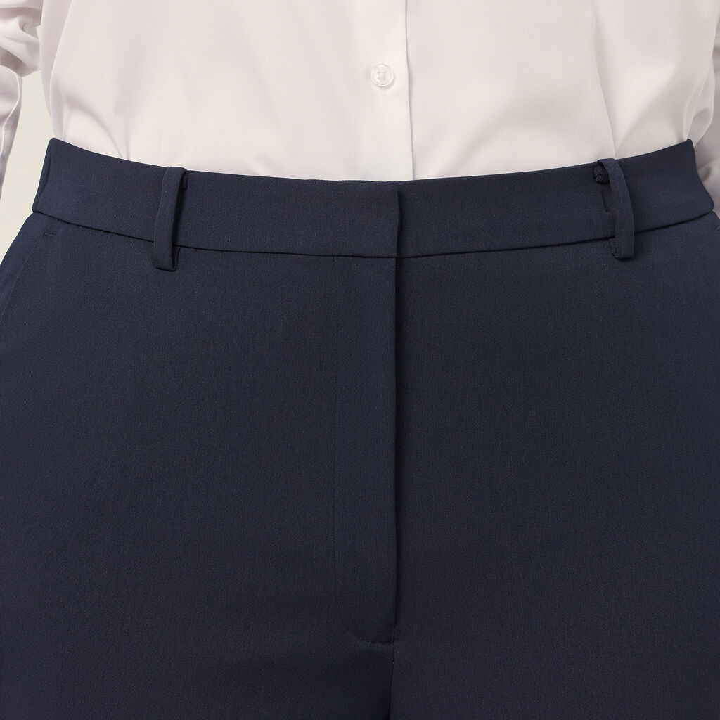 Crepe Stretch Straight Leg Pant