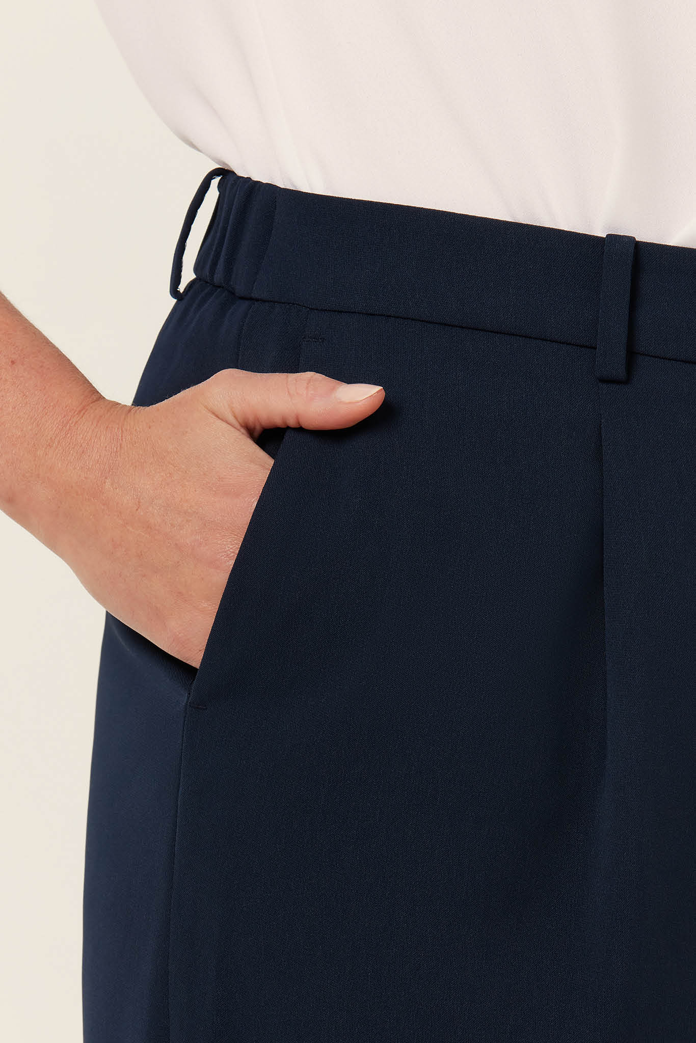 Crepe Stretch Wide Leg Pant